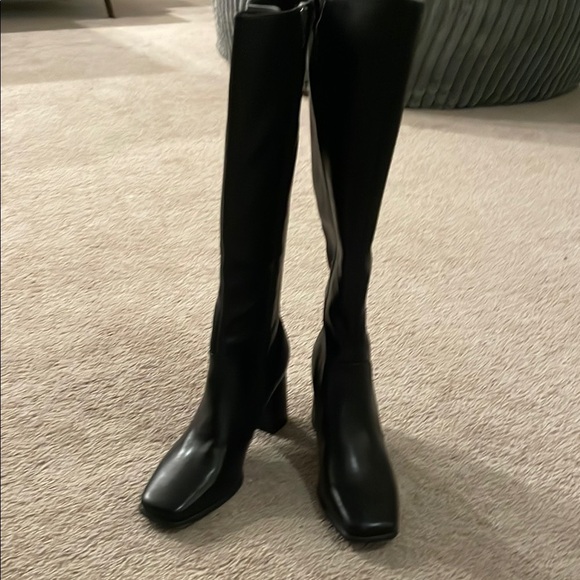 Modatope Shoes - Sleek Black Heeled Women's Boots